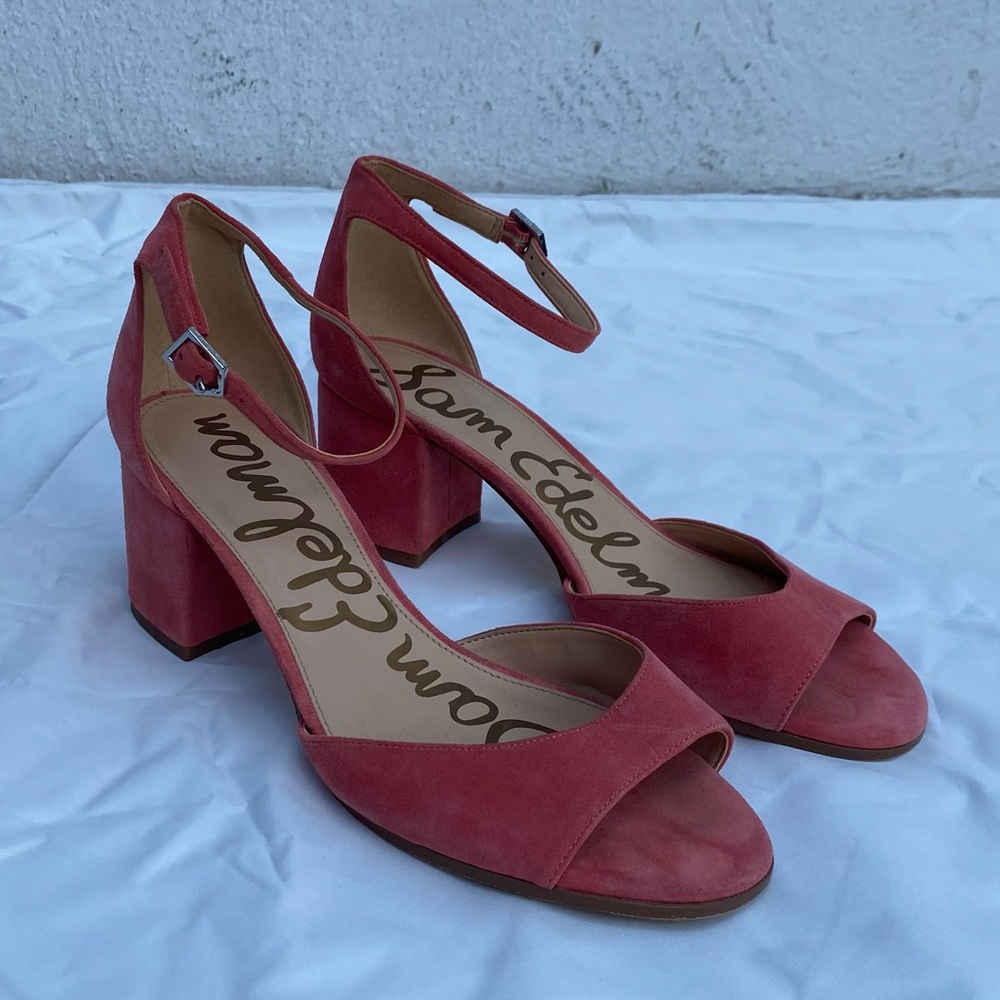 Pink Pumps